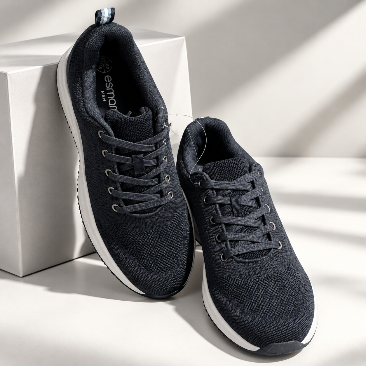 Men's Lightweight Knit Sneakers
